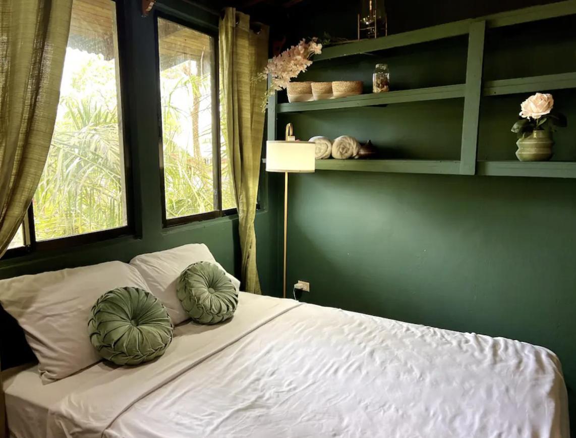 Beautiful Rustic Treehouse Hotel Manuel Antonio Quepos Bagian luar foto